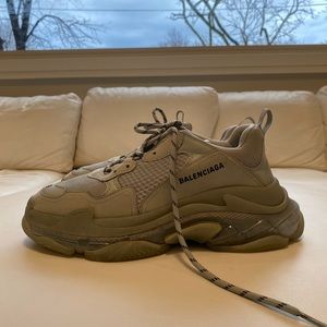 Balenciaga Triple S Grey